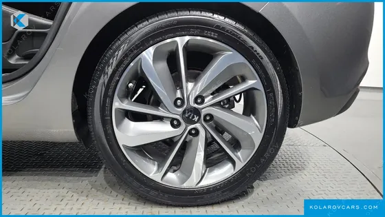 KIA CARENS 2.0 LPI LUXURY
