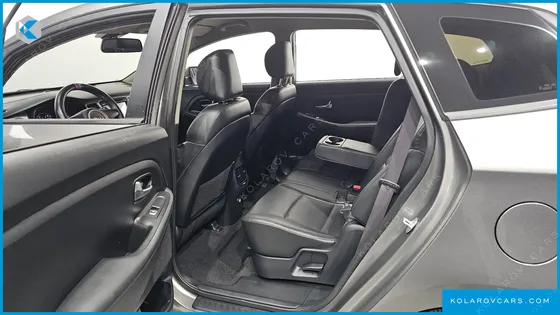 KIA CARENS 2.0 LPI LUXURY
