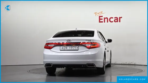 HYUNDAI GRANDEUR HG220 DIESEL MODERN