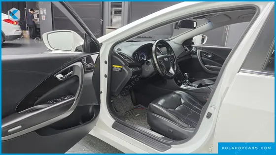 HYUNDAI GRANDEUR HG220 DIESEL MODERN