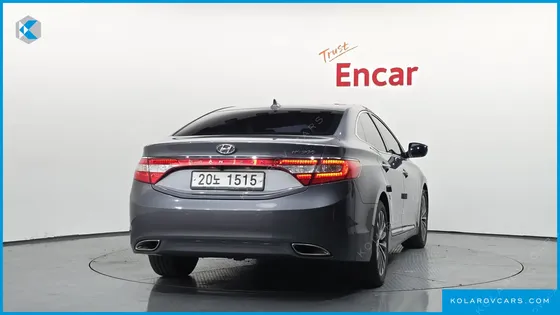 HYUNDAI GRANDEUR HG240 MODERN