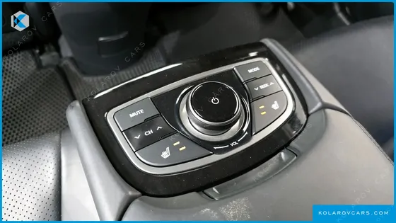 HYUNDAI GRANDEUR HG240 MODERN