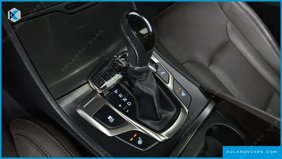 HYUNDAI GRANDEUR HG240 MODERN