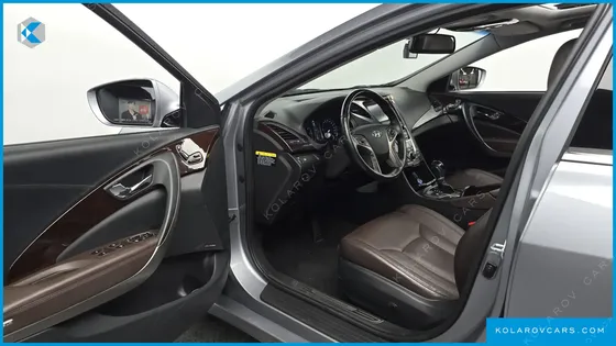 HYUNDAI GRANDEUR HG240 MODERN