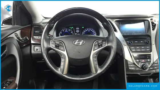 HYUNDAI GRANDEUR HG240 MODERN