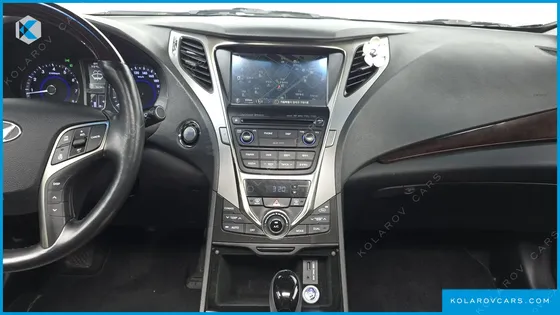 HYUNDAI GRANDEUR HG240 MODERN