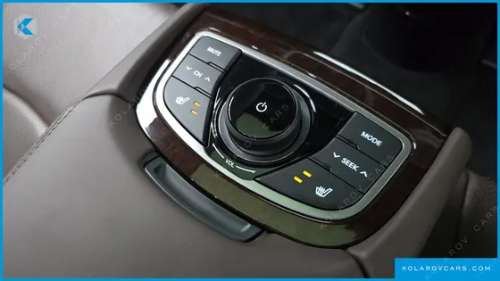 HYUNDAI GRANDEUR HG240 MODERN