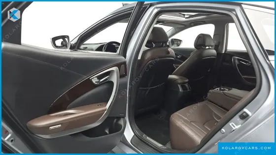 HYUNDAI GRANDEUR HG240 MODERN