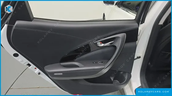 HYUNDAI GRANDEUR HG240 MODERN