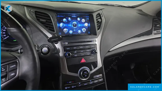 HYUNDAI GRANDEUR HG240 MODERN