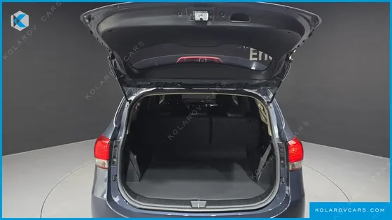 KIA CARENS 1.7 VGT PRESTIGE