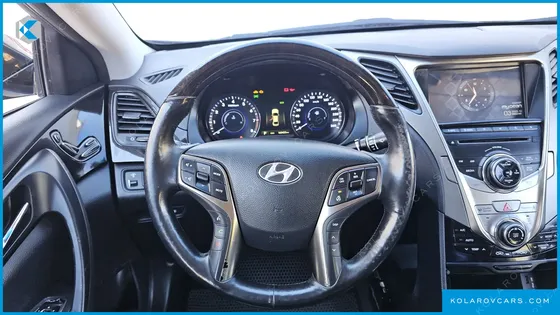 HYUNDAI GRANDEUR HG300 NOBLE
