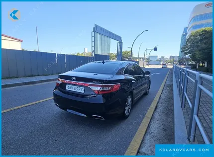 HYUNDAI GRANDEUR HG300 PREMIUM
