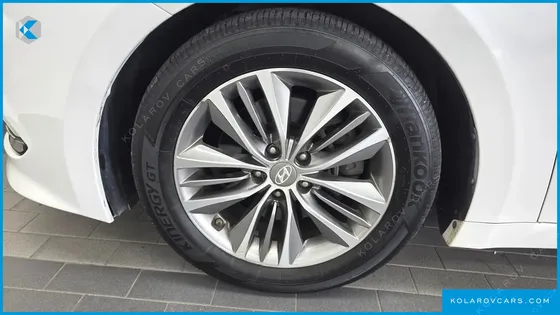 HYUNDAI GRANDEUR HG220 DIESEL MODERN