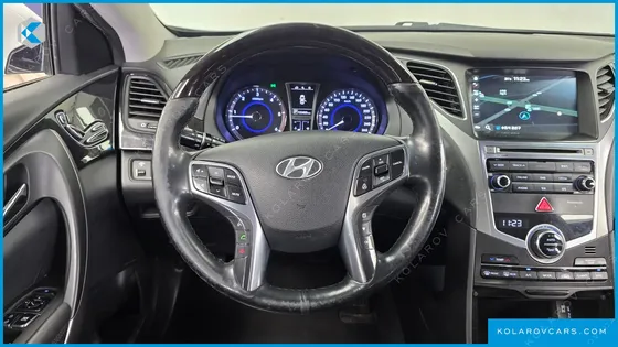 HYUNDAI GRANDEUR HG220 DIESEL MODERN