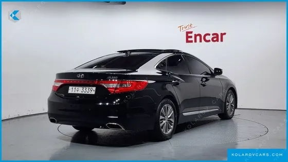 HYUNDAI GRANDEUR HG240 MODERN