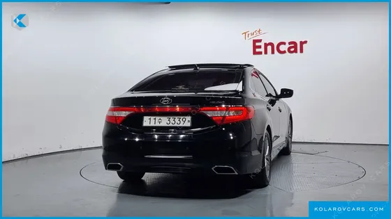 HYUNDAI GRANDEUR HG240 MODERN
