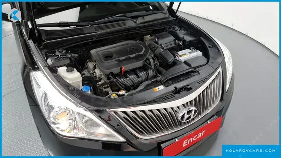 HYUNDAI GRANDEUR HG240 MODERN