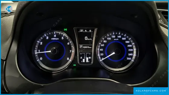 HYUNDAI GRANDEUR HG240 MODERN