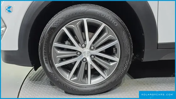 HYUNDAI TUCSON DIESEL 1.7 2WD