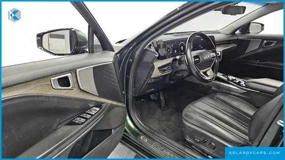 KIA K8 2.5 GASOLINE 2WD