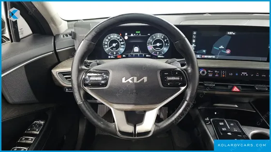KIA K8 2.5 GASOLINE 2WD