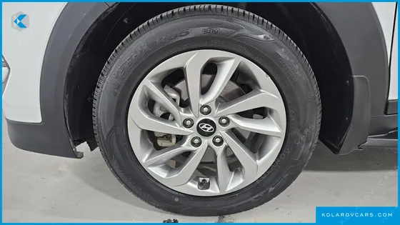 HYUNDAI TUCSON DIESEL 1.7 2WD