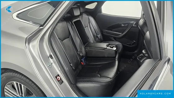 HYUNDAI GRANDEUR HG240 MODERN