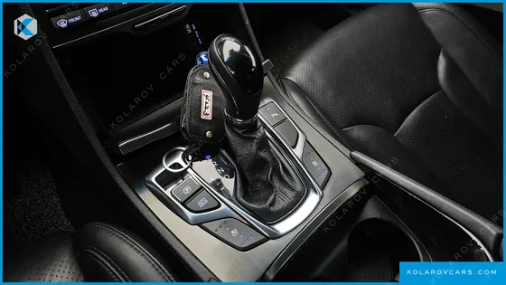 HYUNDAI GRANDEUR HG240 MODERN COLLECTION