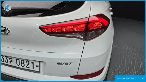 HYUNDAI TUCSON DIESEL 2.0 2WD