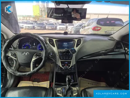 HYUNDAI GRANDEUR LPG HG300 MODERN
