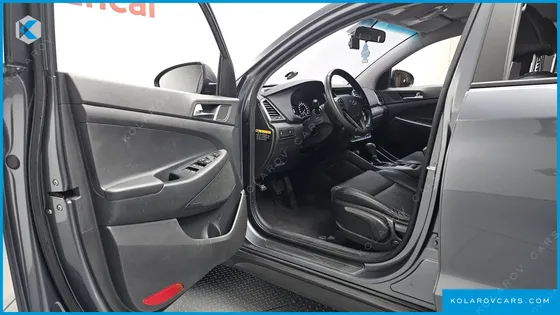 HYUNDAI TUCSON DIESEL 1.7 2WD