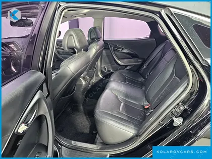 HYUNDAI GRANDEUR HG240 MODERN