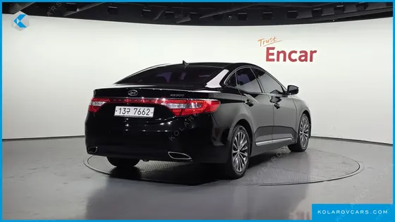 HYUNDAI GRANDEUR HG300 PREMIUM
