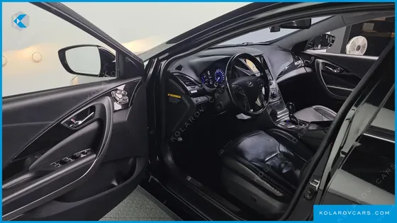 HYUNDAI GRANDEUR HG300 PREMIUM