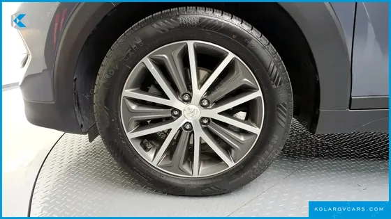HYUNDAI TUCSON DIESEL 2.0 2WD