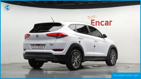 HYUNDAI TUCSON DIESEL 2.0 4WD