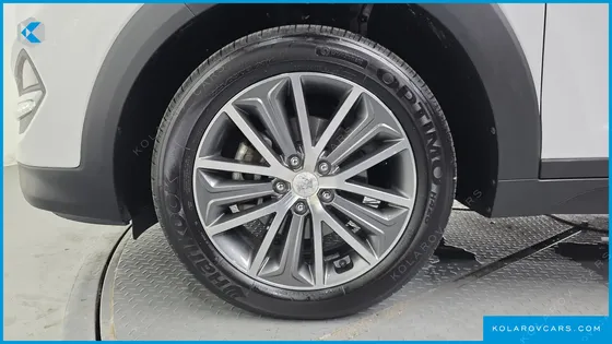 HYUNDAI TUCSON DIESEL 2.0 4WD
