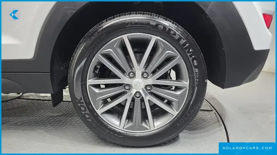 HYUNDAI TUCSON DIESEL 2.0 4WD