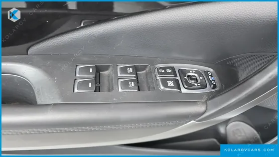 HYUNDAI GRANDEUR LPG HG300 HANDICAPPED ONLY