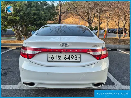 HYUNDAI GRANDEUR HG240 MODERN