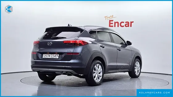 HYUNDAI TUCSON DIESEL 2.0 2WD