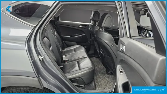 HYUNDAI TUCSON DIESEL 2.0 2WD