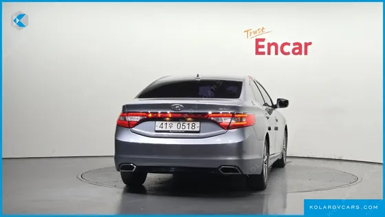 HYUNDAI GRANDEUR HG240 MODERN
