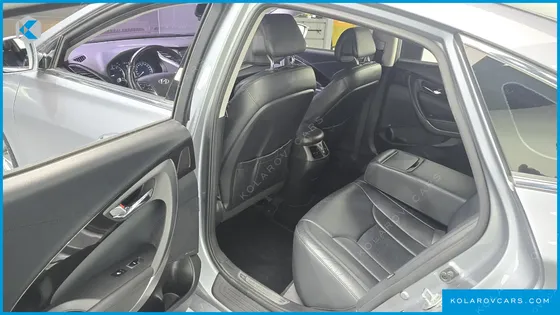 HYUNDAI GRANDEUR HG240 MODERN