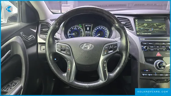 HYUNDAI GRANDEUR HG240 MODERN