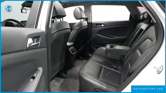 HYUNDAI TUCSON DIESEL 2.0 2WD