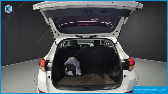 HYUNDAI TUCSON DIESEL 2.0 2WD