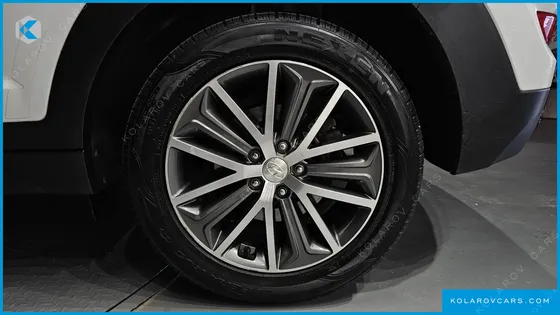 HYUNDAI TUCSON DIESEL 2.0 2WD