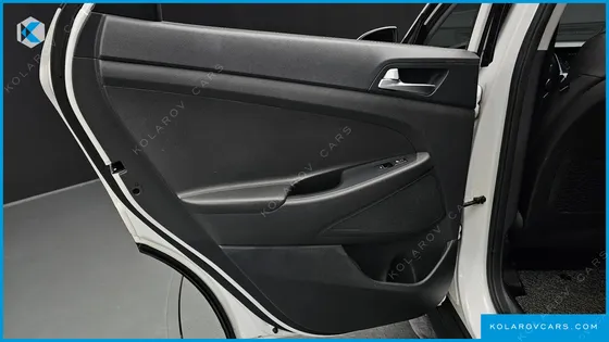 HYUNDAI TUCSON DIESEL 2.0 2WD